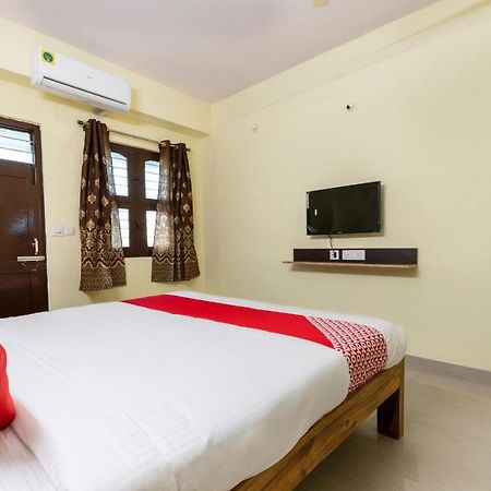 Oyo Kalpataru Lodge Hunsur Buitenkant foto