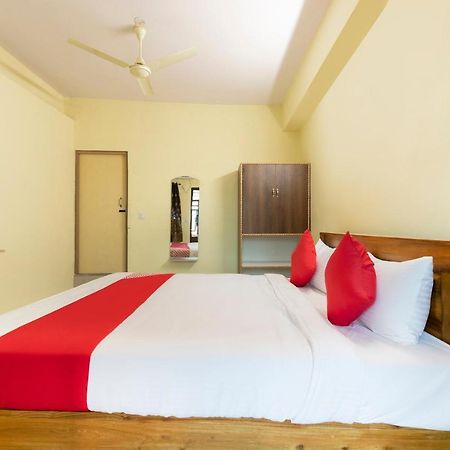 Oyo Kalpataru Lodge Hunsur Buitenkant foto