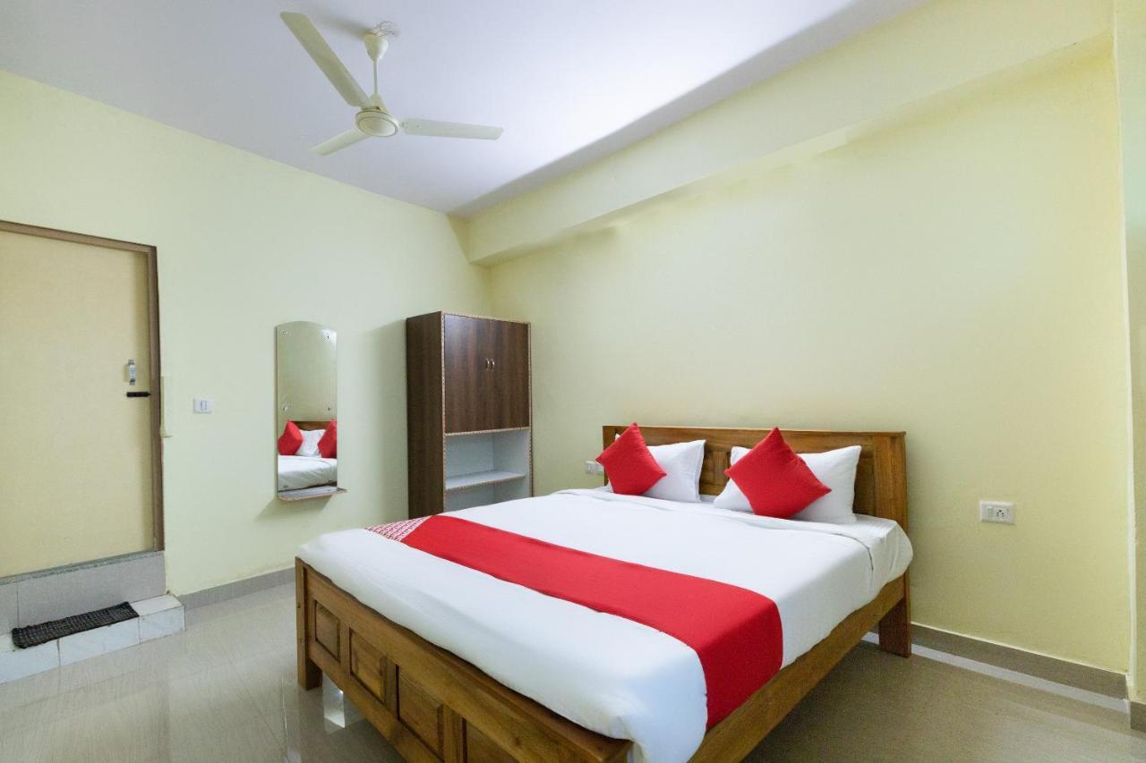 Oyo Kalpataru Lodge Hunsur Buitenkant foto